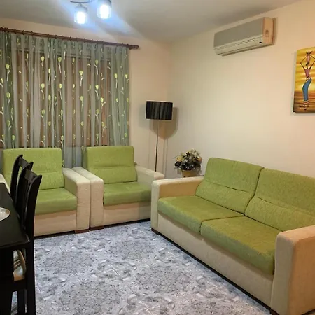 Sunny Balcony Retreat Lägenhet Pogradec
