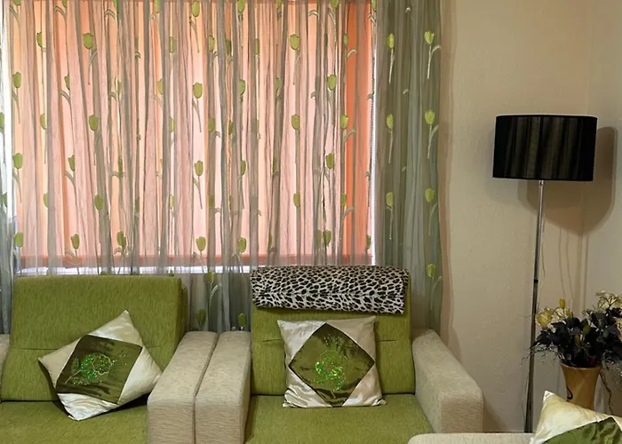 Lägenhet Sunny Balcony Retreat Pogradec