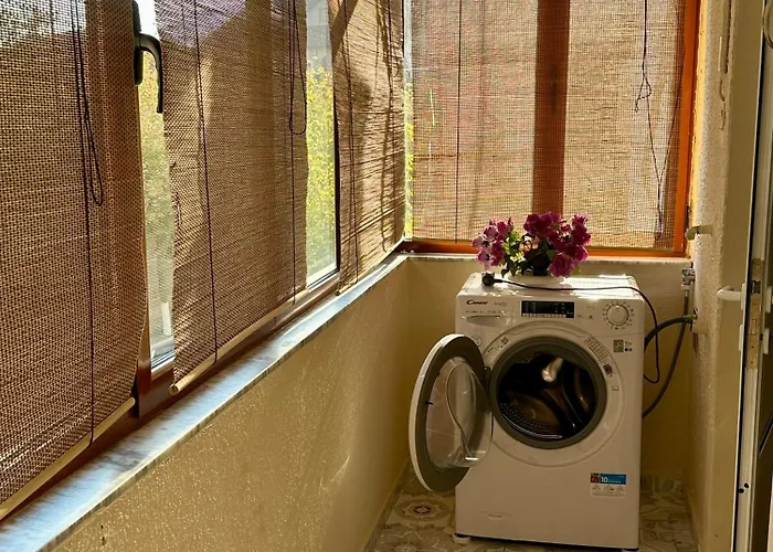 Apartament Sunny Balcony Retreat *